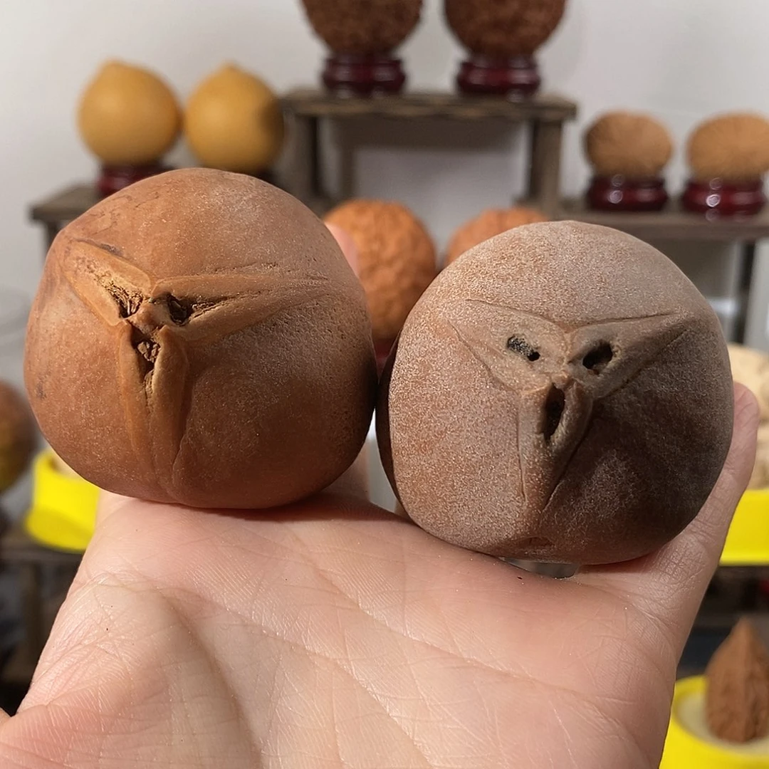 吊坠文玩核桃胡*橄榄瑕2颗