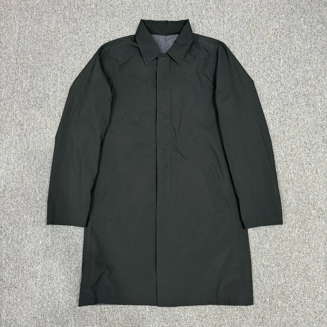 95新 Prada/普拉达 黑色尼龙双面穿大衣外套 50码95新 10515424