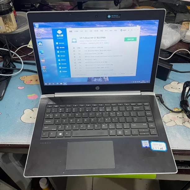 9新 HP/惠普 惠普440 G5 i5-8250u 8G 256G 2G独显 14寸