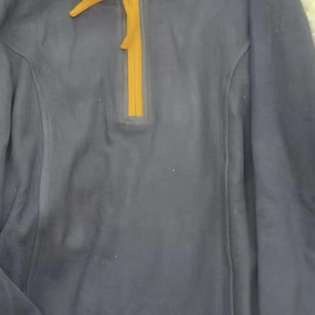 永丽家加厚拉链款上午运动时尚休闲灰色半拉链保暖户外