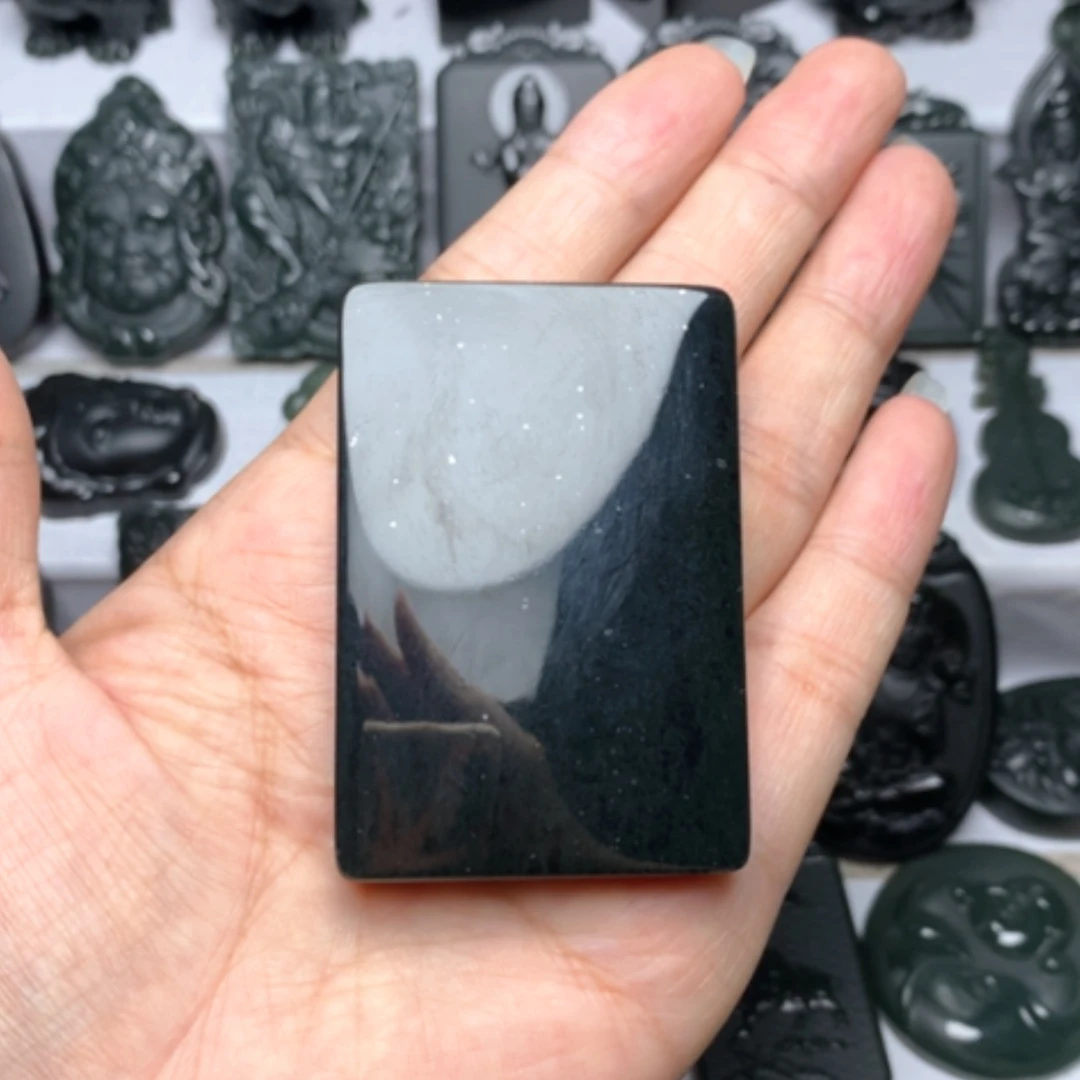 【闪购商品】颈饰未镶嵌和田玉