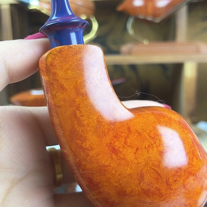 自由式河豚斗。