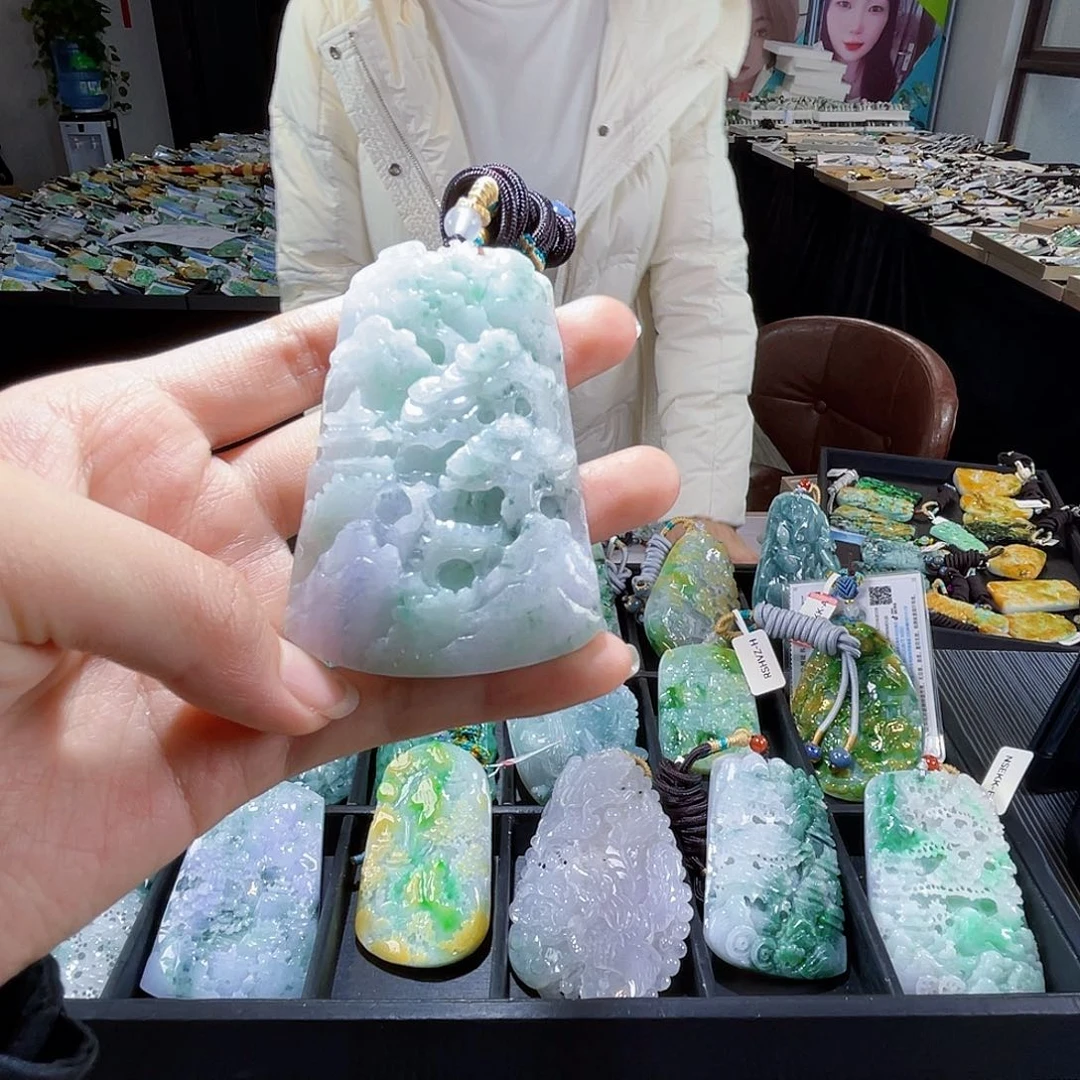 颈饰未镶嵌翡翠翡翠