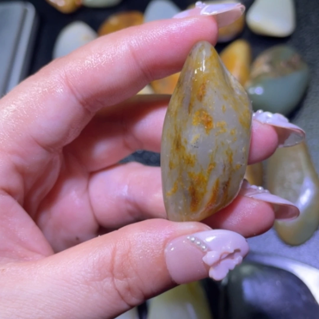 【闪购商品】颈饰未镶嵌和田玉