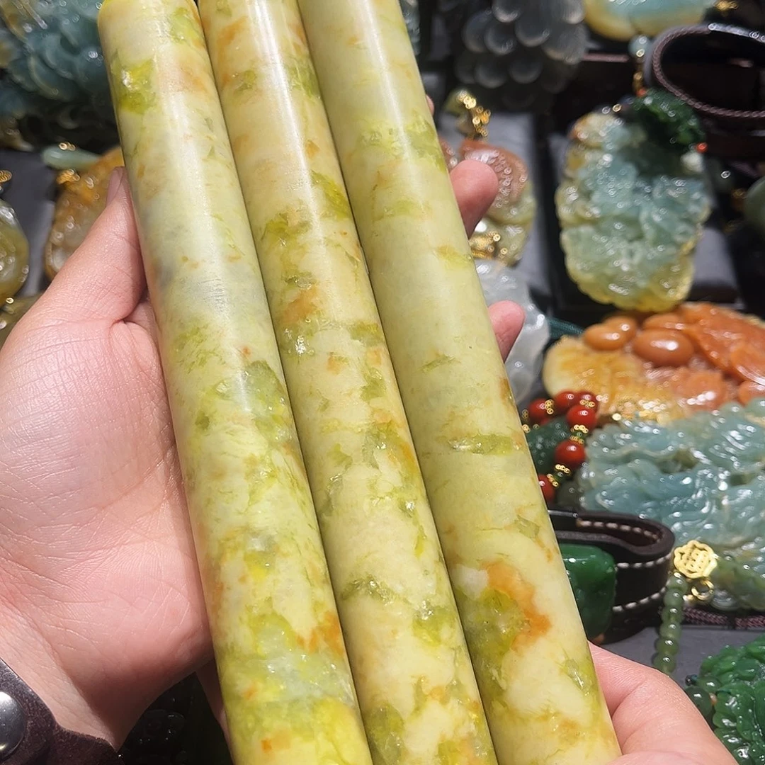 岫玉未镶嵌毛衣链