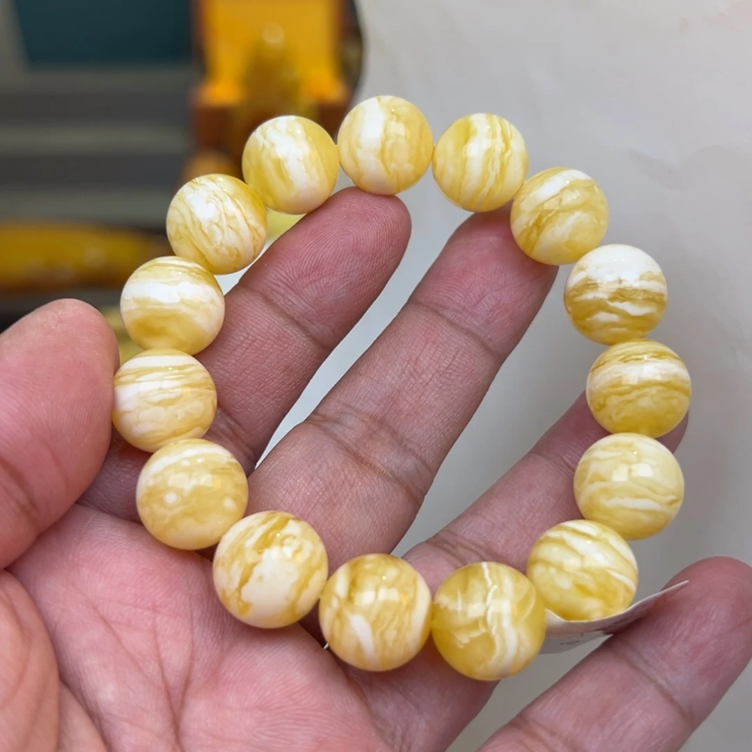 蜜蜡未镶嵌珠宝奇石14加23.4克