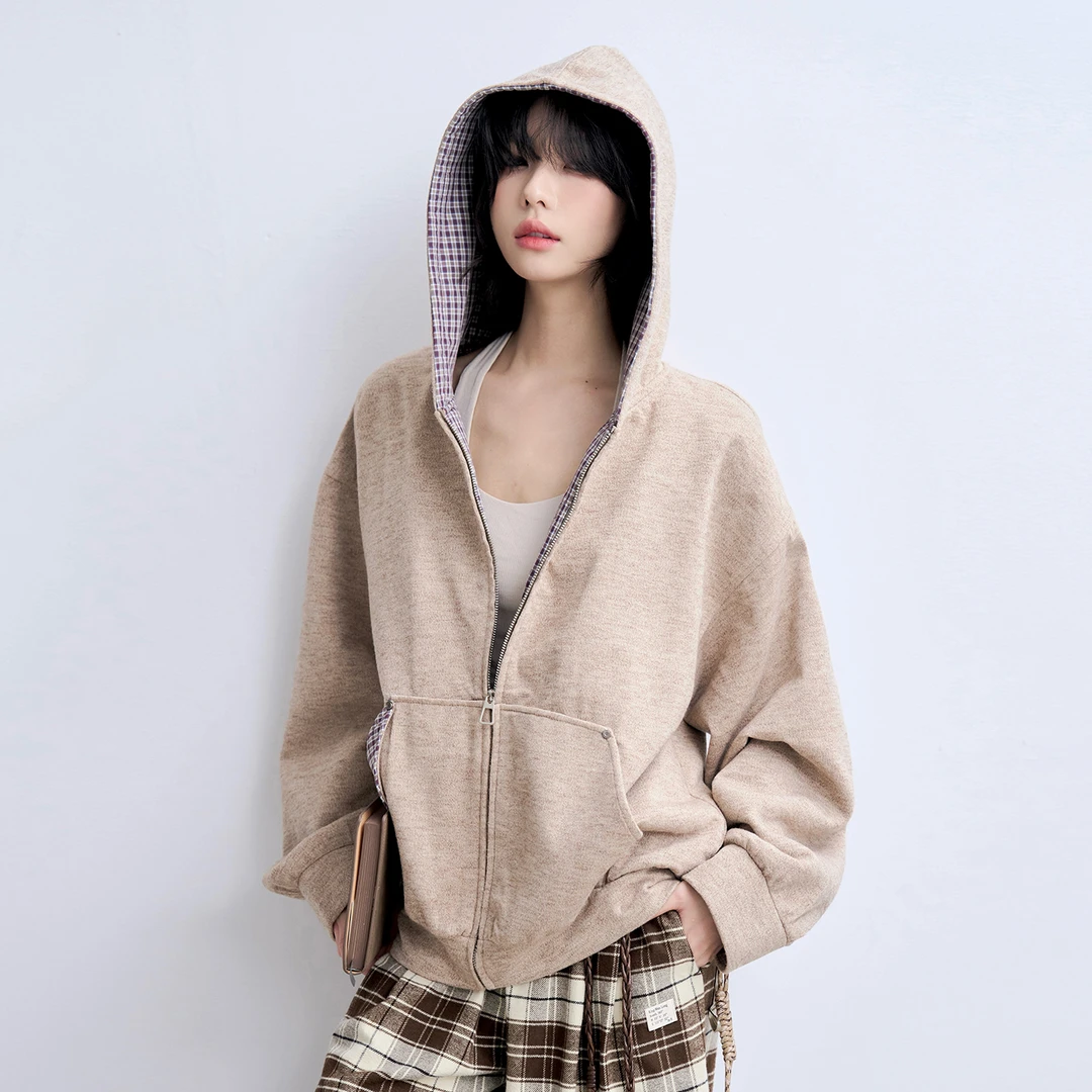 万有引力博物馆" wink ü线下店同款 "格子拼接开衫连帽卫衣外套