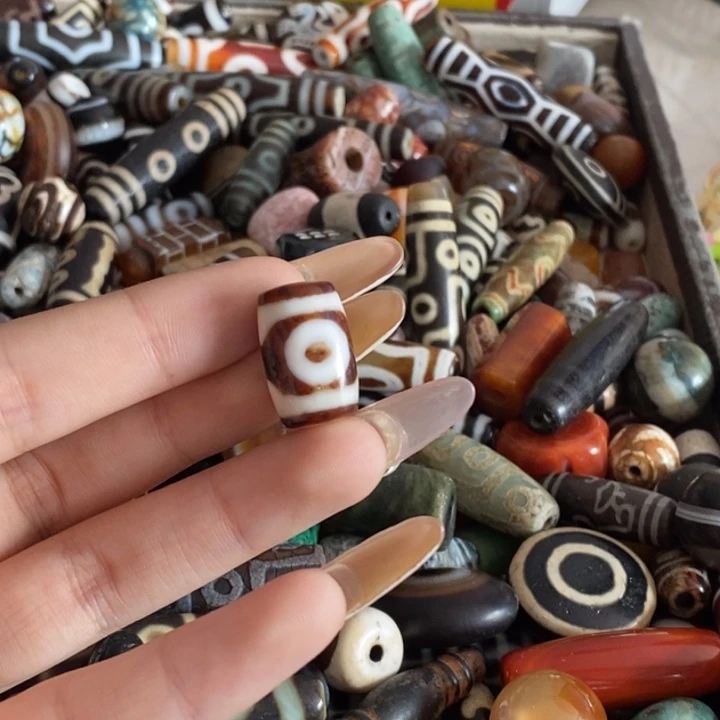 玛瑙/玉髓颈饰足银镀金镶嵌100