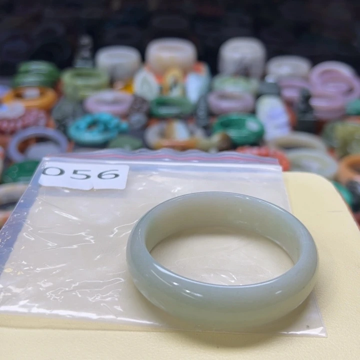 石英质玉手镯未镶嵌?****?56