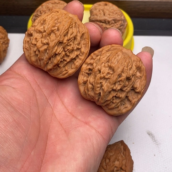 奇***果核桃手串/手链虎头狮子头45尺寸