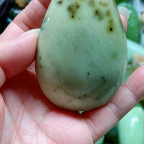 蛇纹石玉未镶嵌手把件