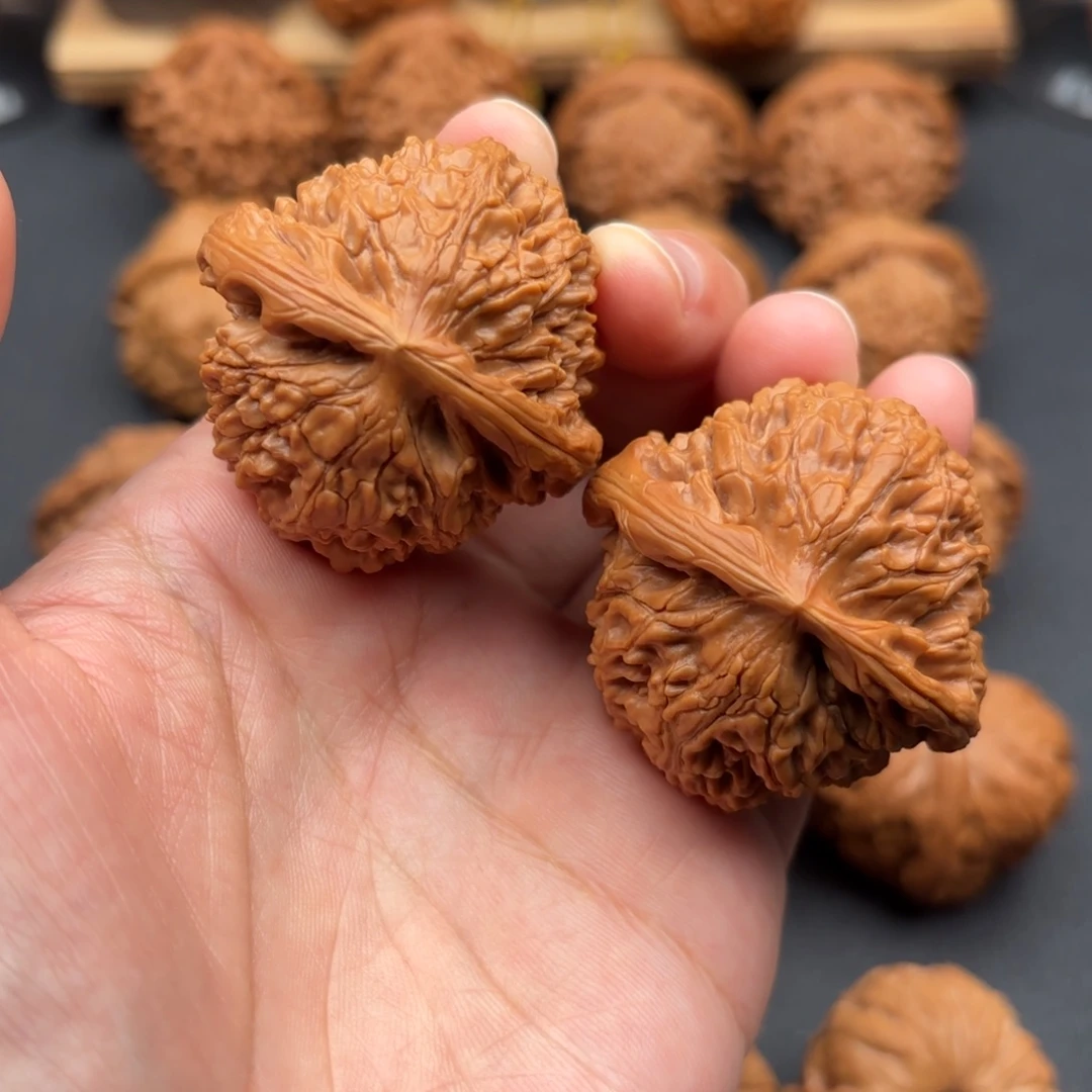 文玩核桃把件水龙纹42