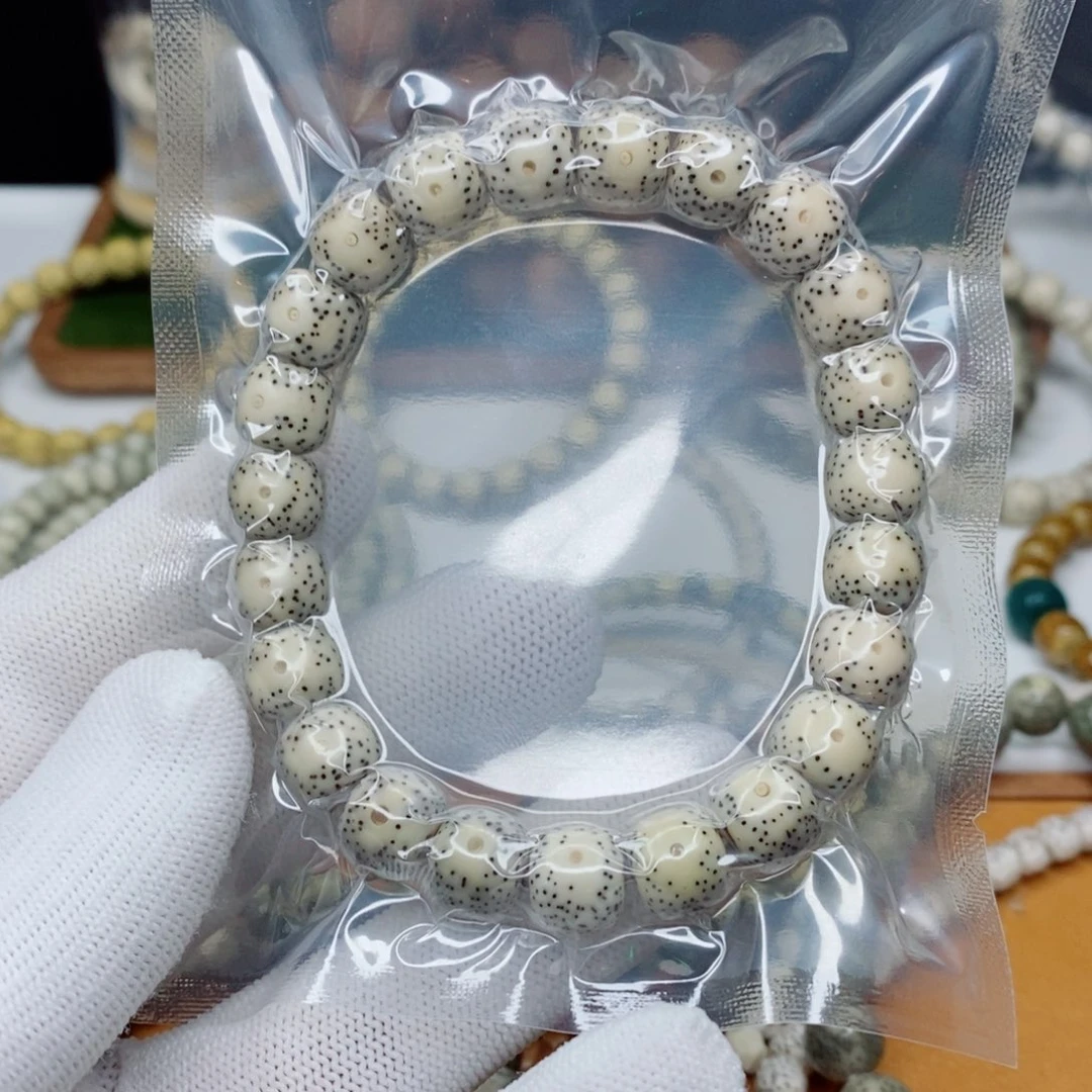 星月菩提手串J**伟10x9 骨瓷白