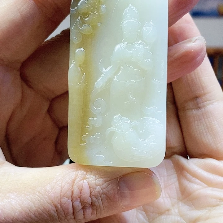 【闪购商品】颈饰未镶嵌和田玉