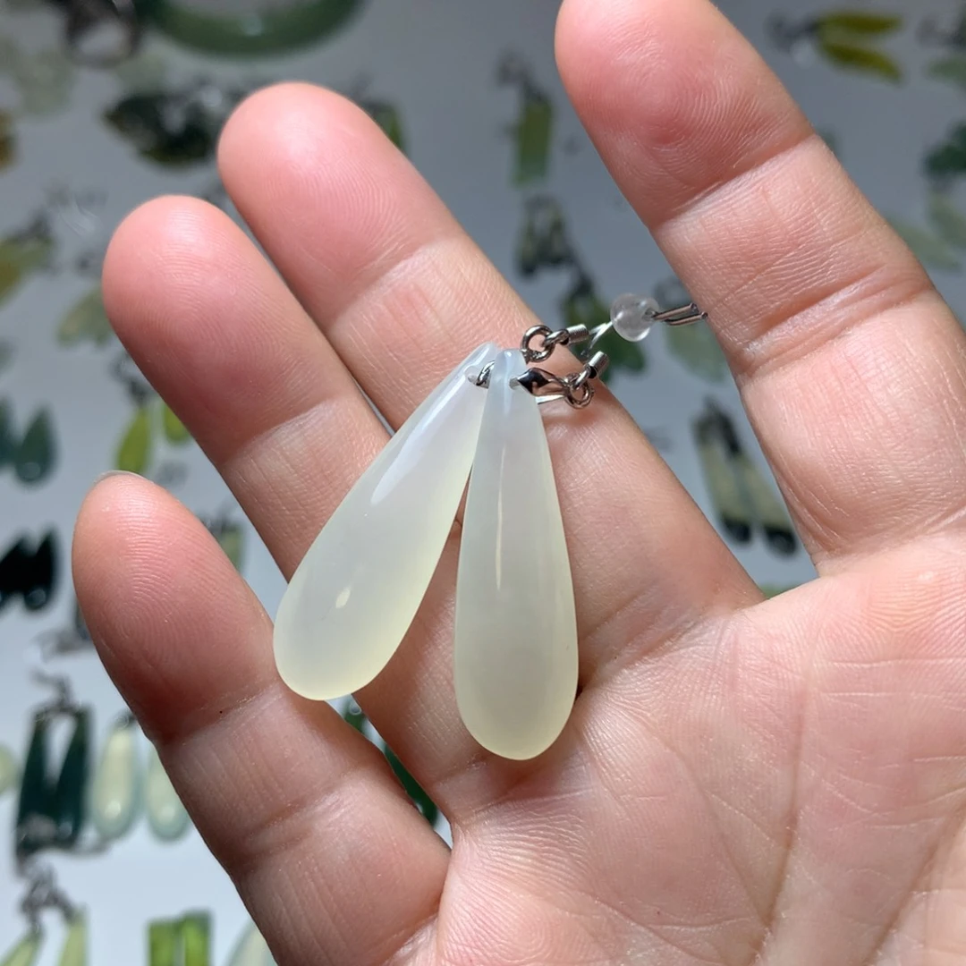 蛇纹石玉耳饰未镶嵌老****菜