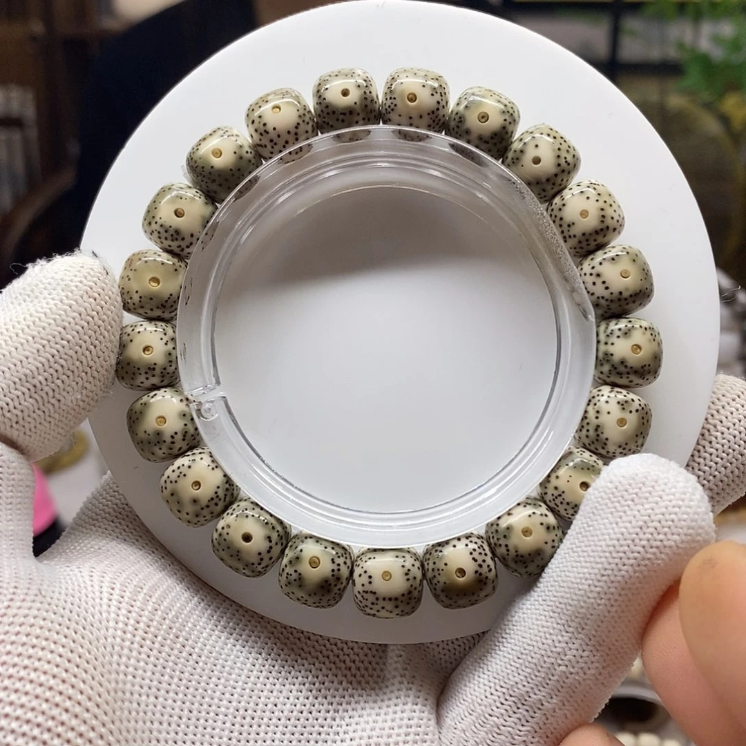 吊坠星月菩提青花大眼