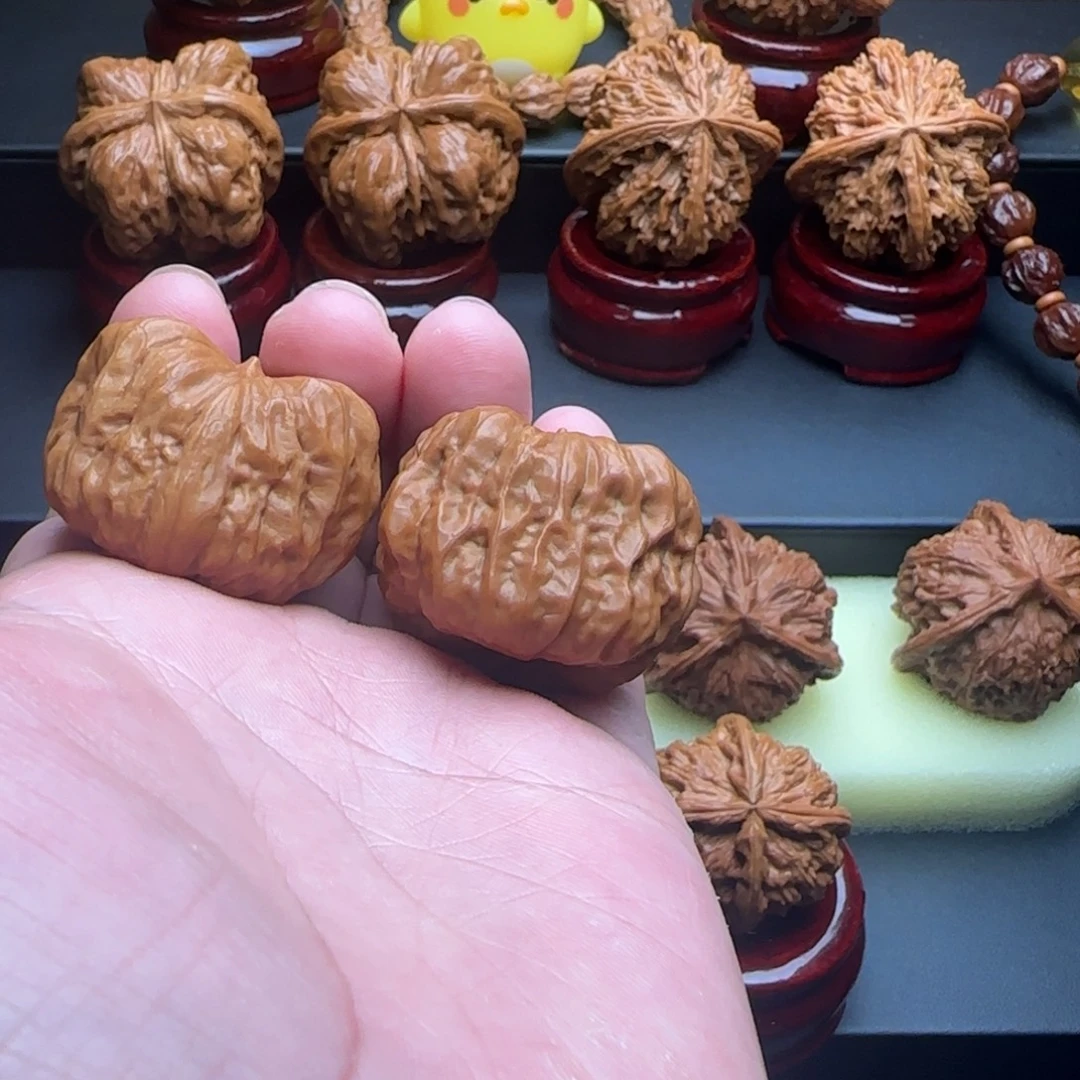 把件文玩核桃无棱蛤蟆