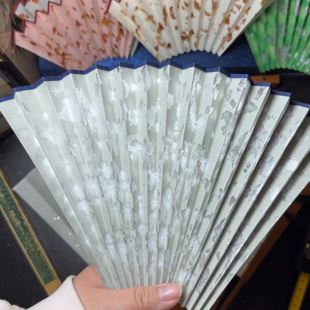 回***忆扇子85 1.6 18 灰色