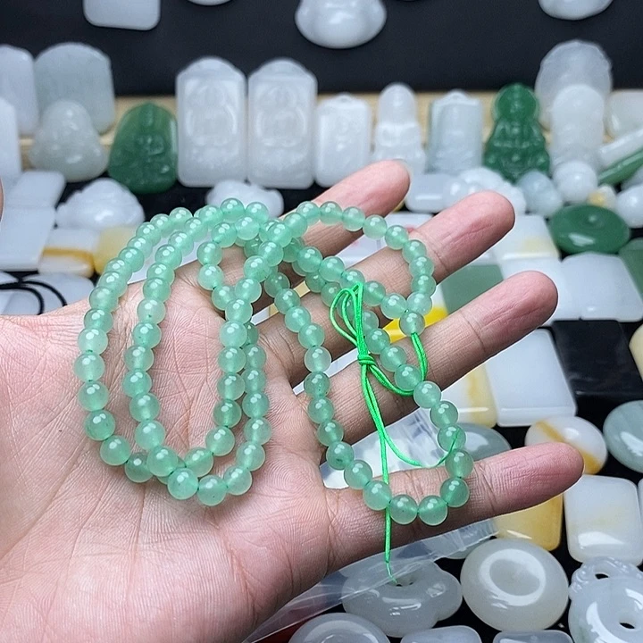 东陵石未镶嵌颈饰