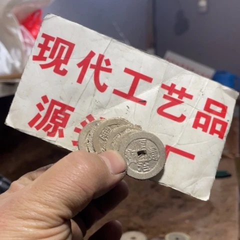 铜小**翅现代文创工艺品