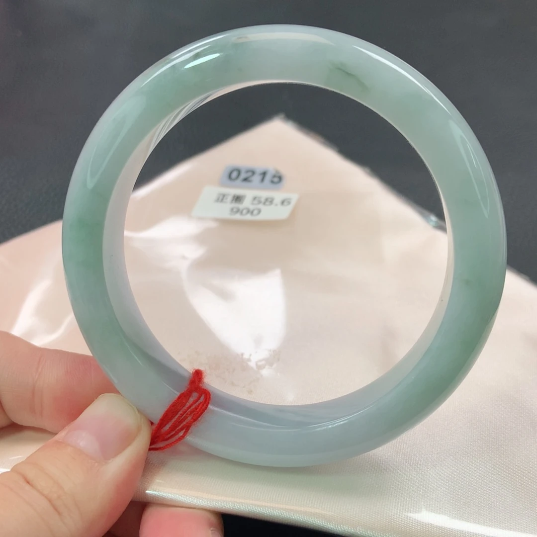 翡翠手镯未镶嵌0215号