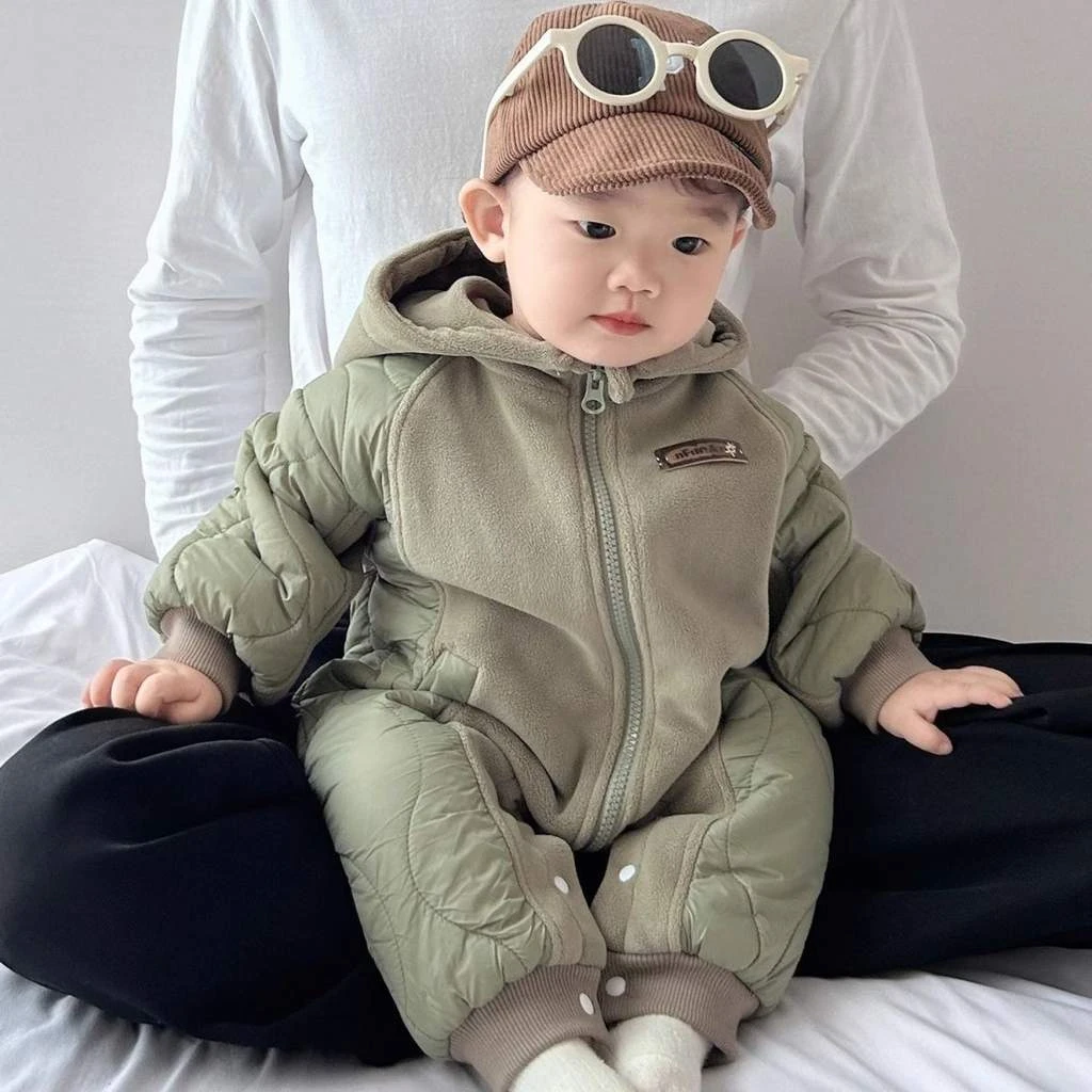婴儿衣服秋冬季夹棉保暖宝宝连体衣冬装婴幼儿满月冬天外出棉服