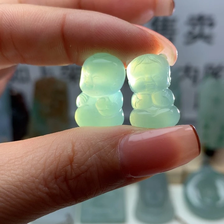 定制翡翠未镶嵌大***见天然翡翠