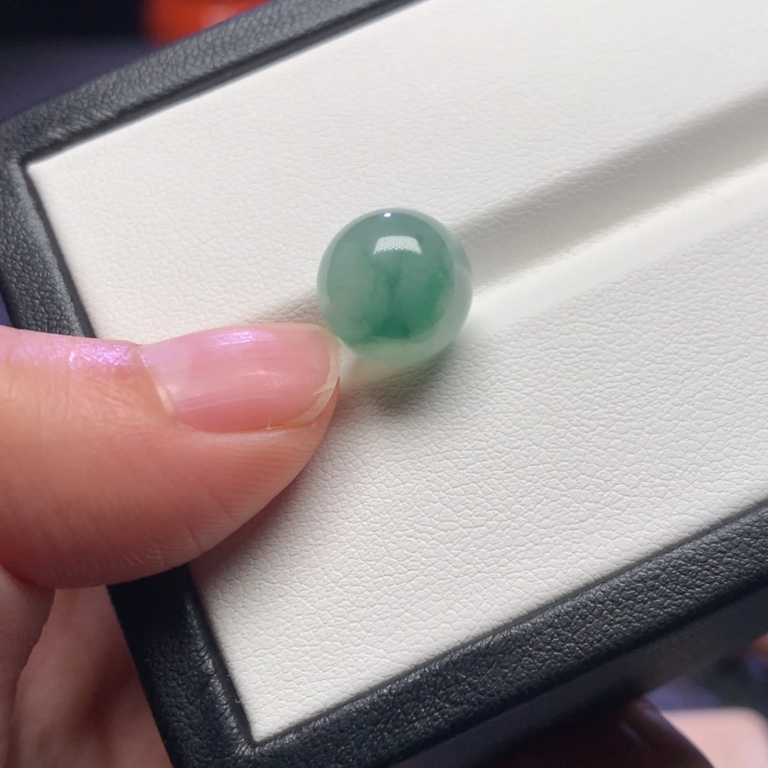 翡翠未镶嵌手链12mm