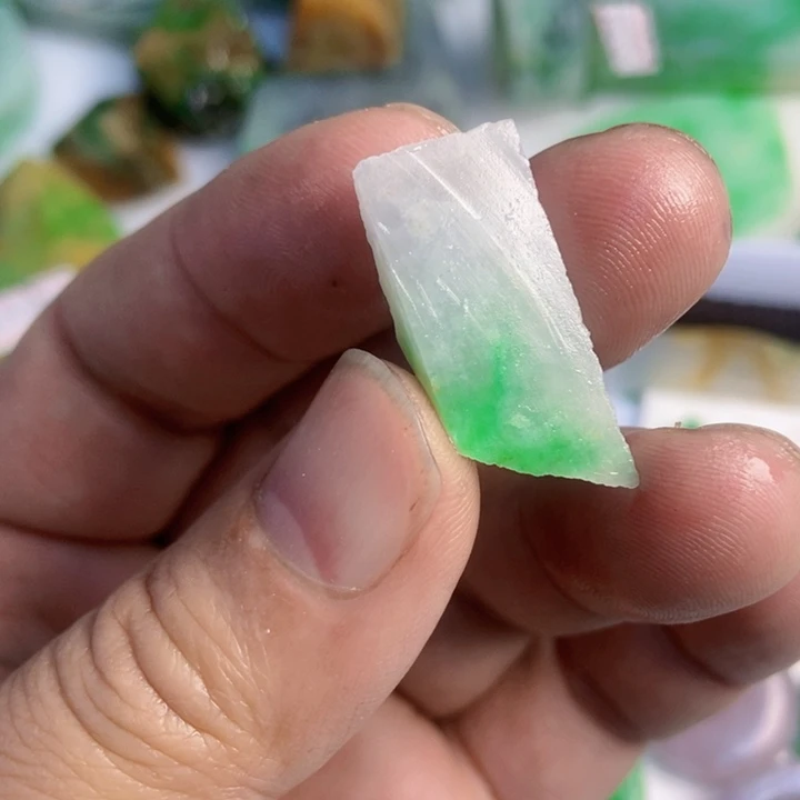 翡翠散珠天然翡翠A货挂件