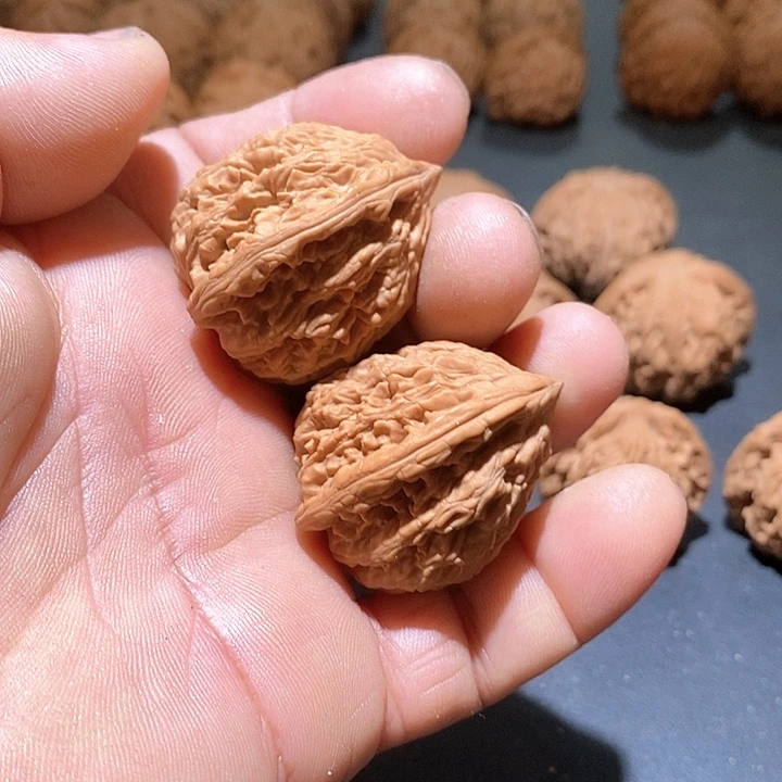 文玩核桃吊坠北**光山虎