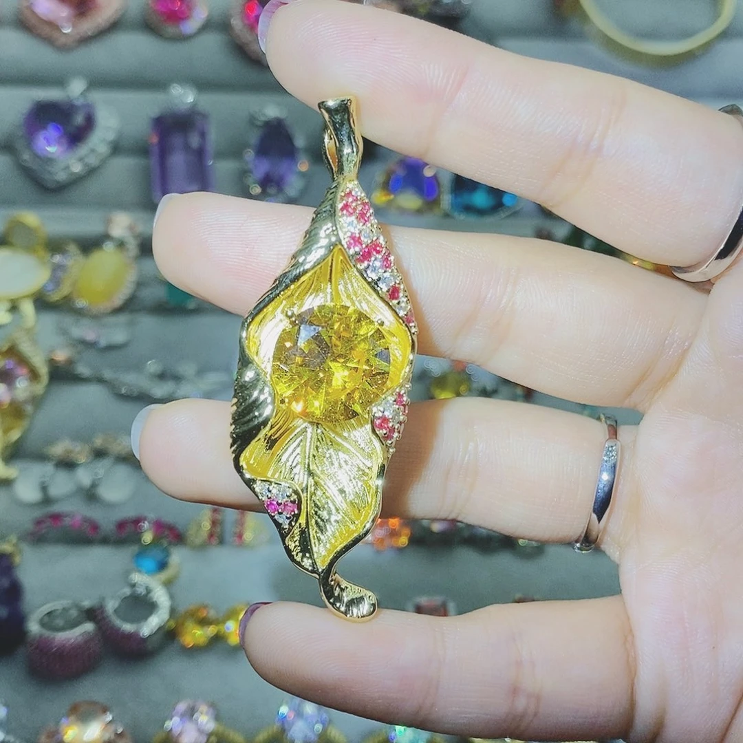 【闪购商品】托帕石耳饰银S925镶嵌