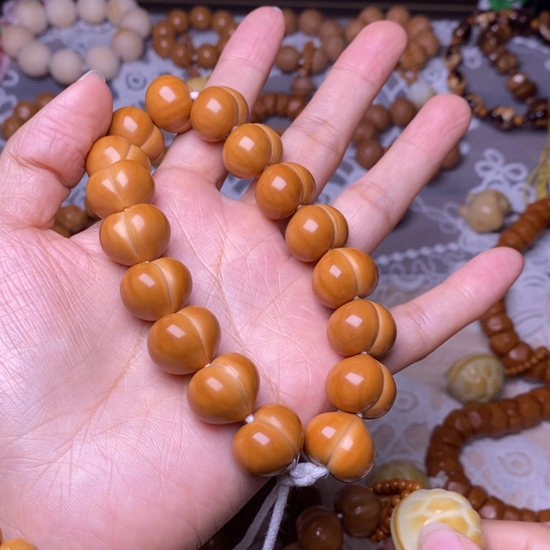 把件猴头核桃柯基屁桃高定