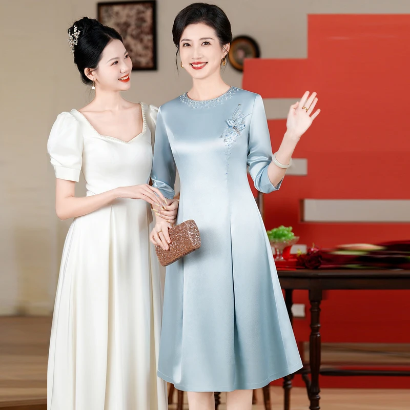 高档喜婆婆喜妈妈婚宴礼服钉珠气质浅蓝色连衣裙婚庆装春秋高贵