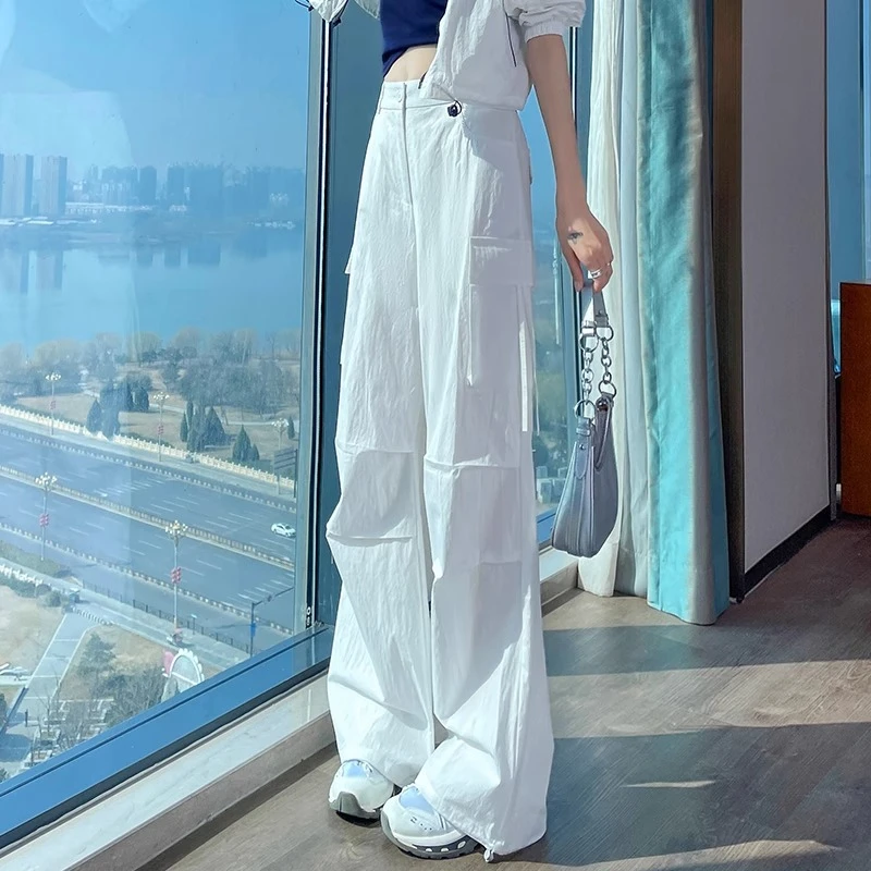 爆款白色工装裤女春秋季款2025新款超火酷飒风美式速干阔腿运动裤
