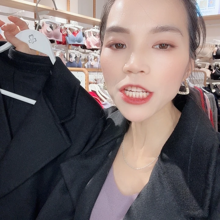 三醋酯纤维长款黑色大衣M-130-155斤