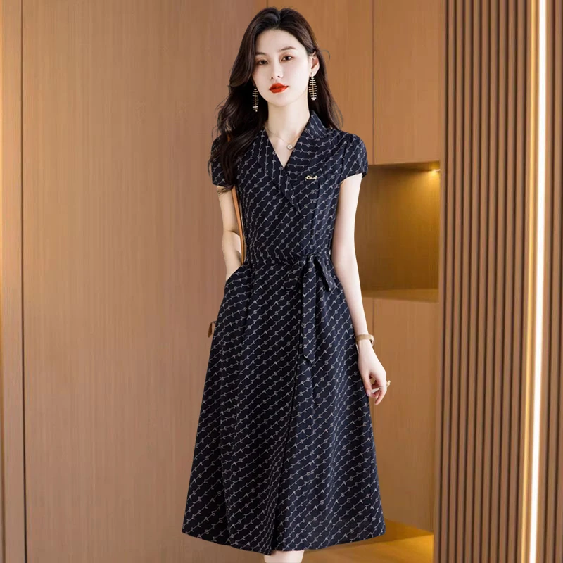 时尚减龄连衣裙2025新款女夏季气质高级感高端精致广州十三行裙子