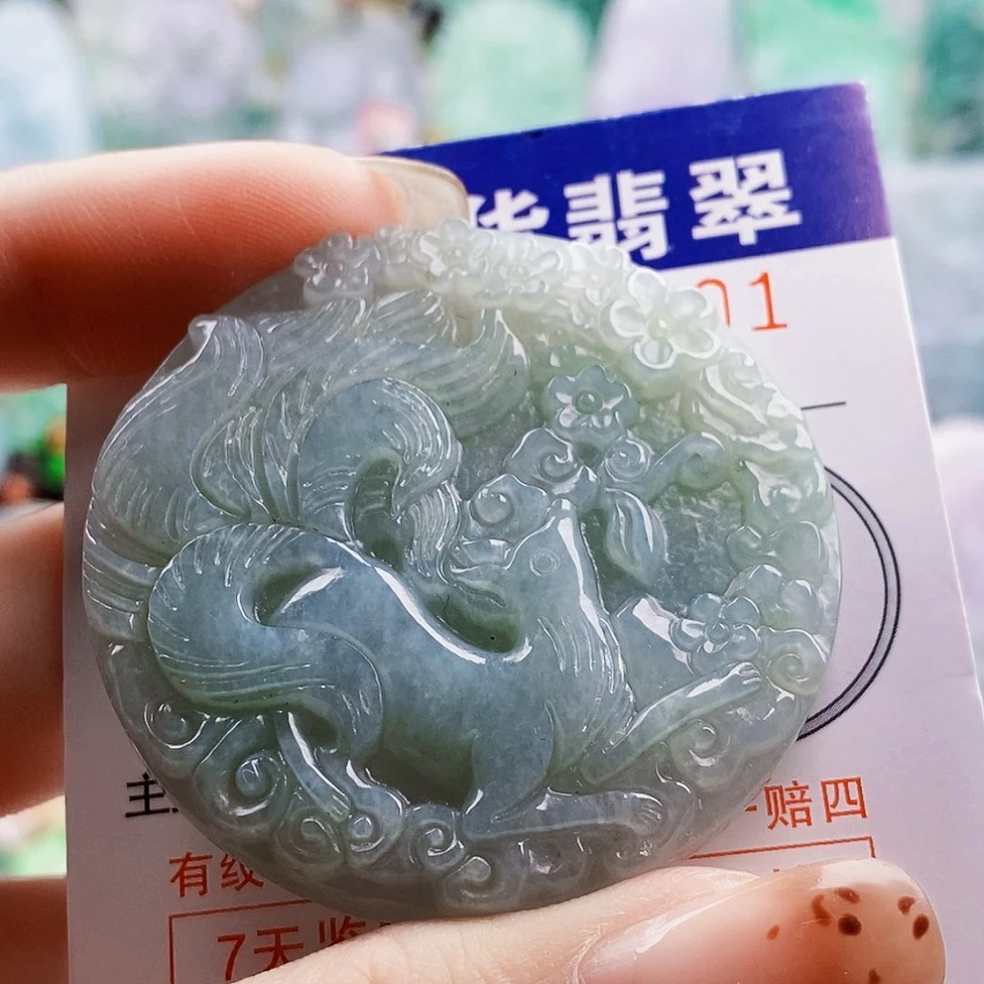 吊坠(不含链)未镶嵌翡翠