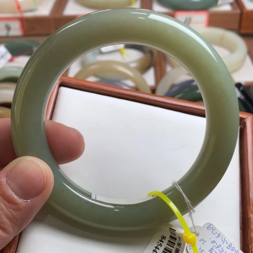 【闪购商品】和田玉手镯未镶嵌60.9