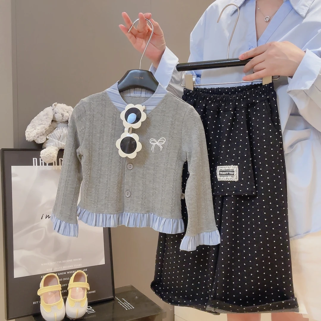 2025秋季新款女童学院风针织开衫外套