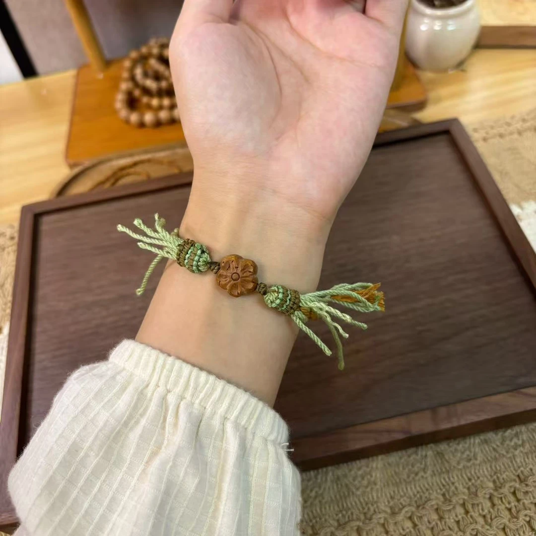 桃核小花有钱花平安扣编绳手绳