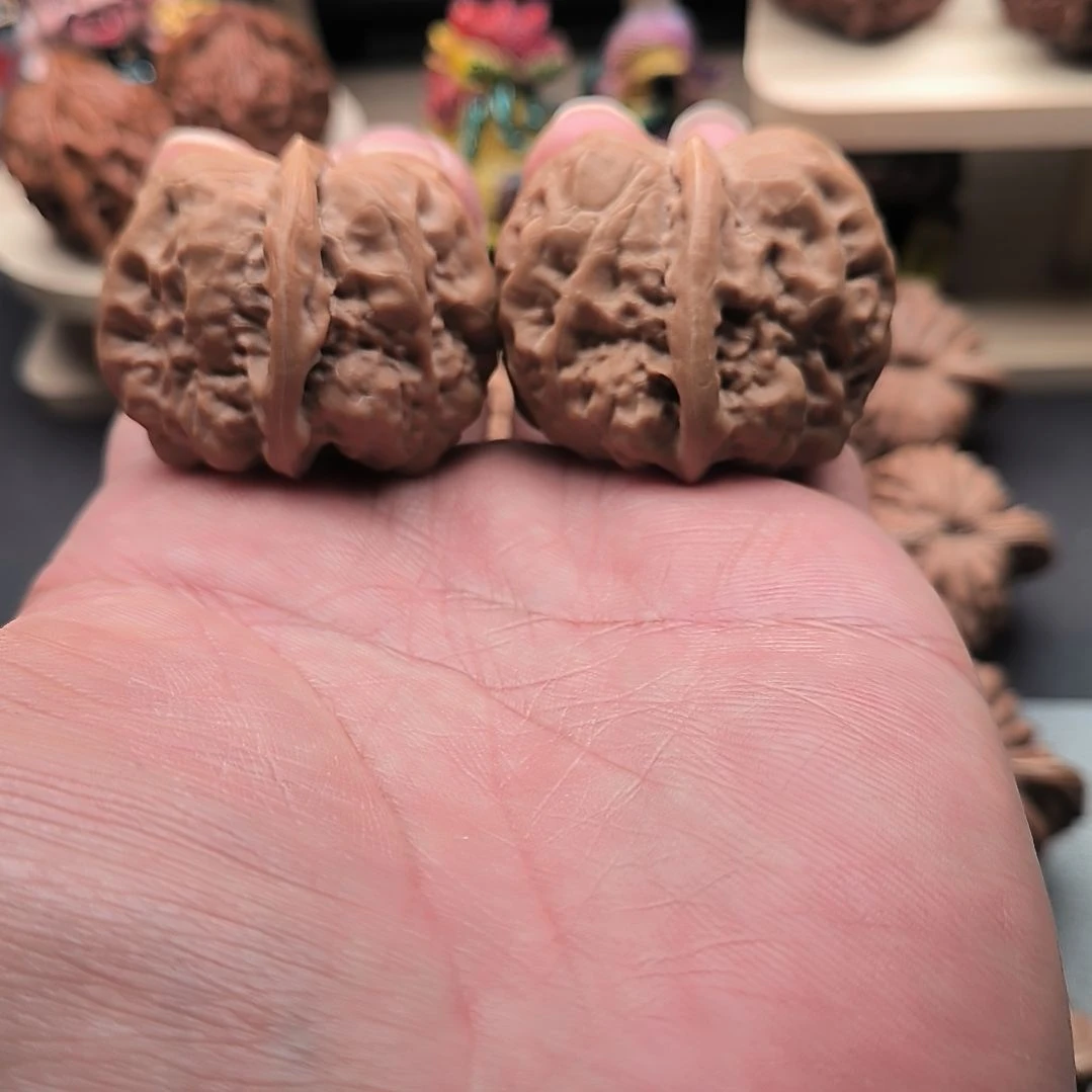 吊坠文玩核桃山地蛤蟆头边36肚40尺