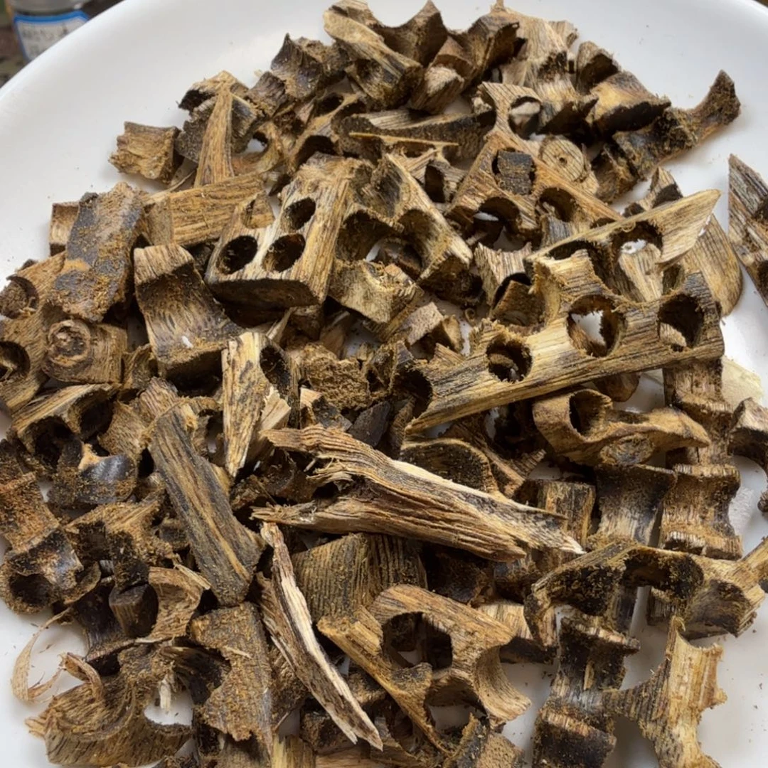 沉香碎屑沉香钻孔料