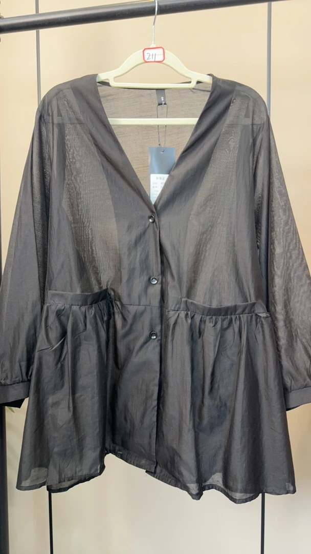 504新款百搭净色中长款防晒衣外套娃娃衫V领黑色面膜上衣夏季长袖