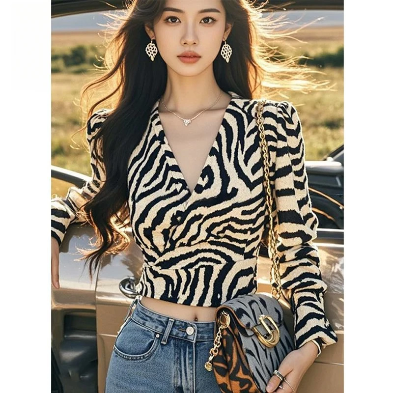 拉夏贝尔条纹衬衫女款爆款2025网红洋气女炸街纯欲慵懒风衣服女装