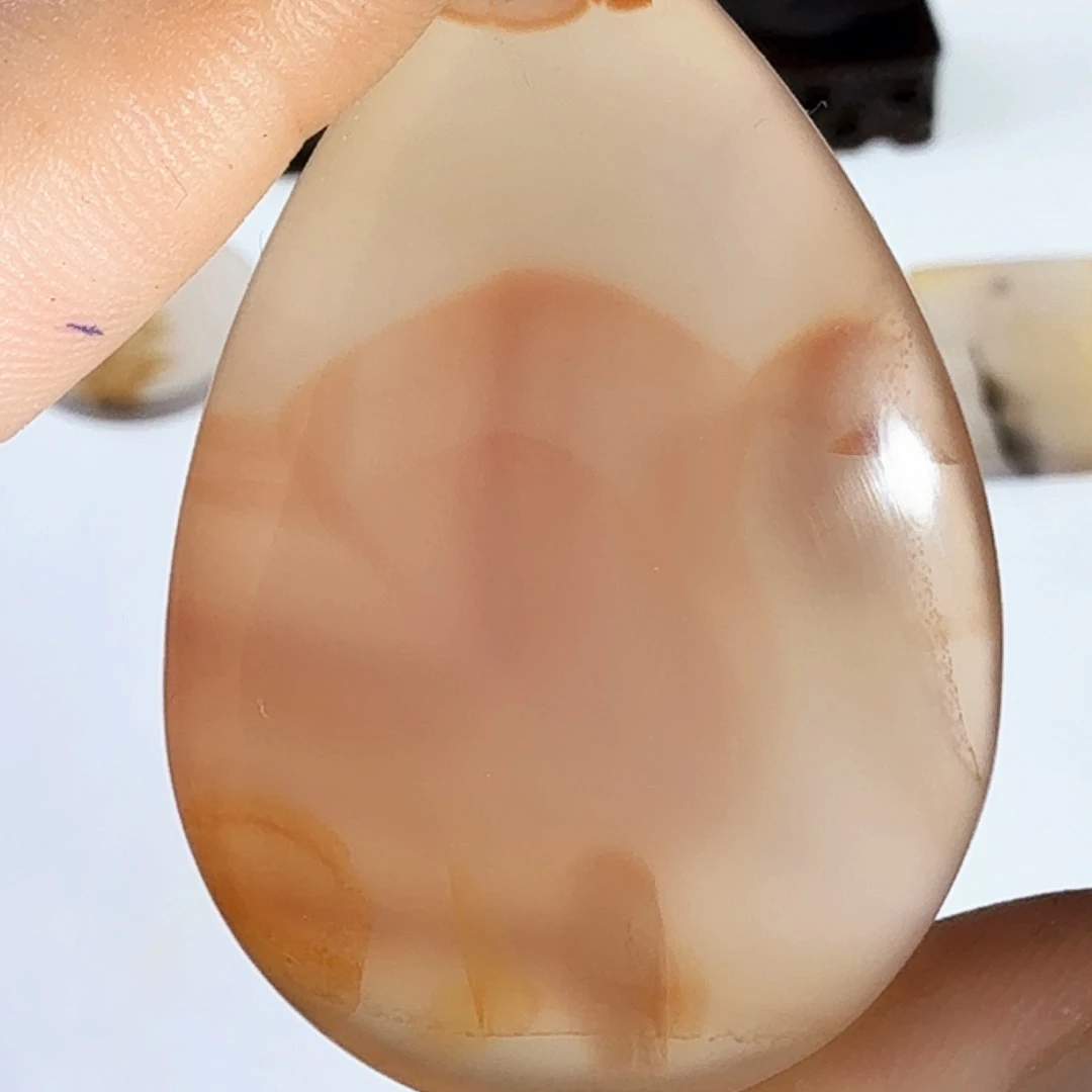 玛瑙/玉髓未镶嵌珠宝半成品