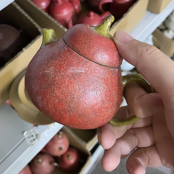陶瓷艺术品及陶瓷壶壶