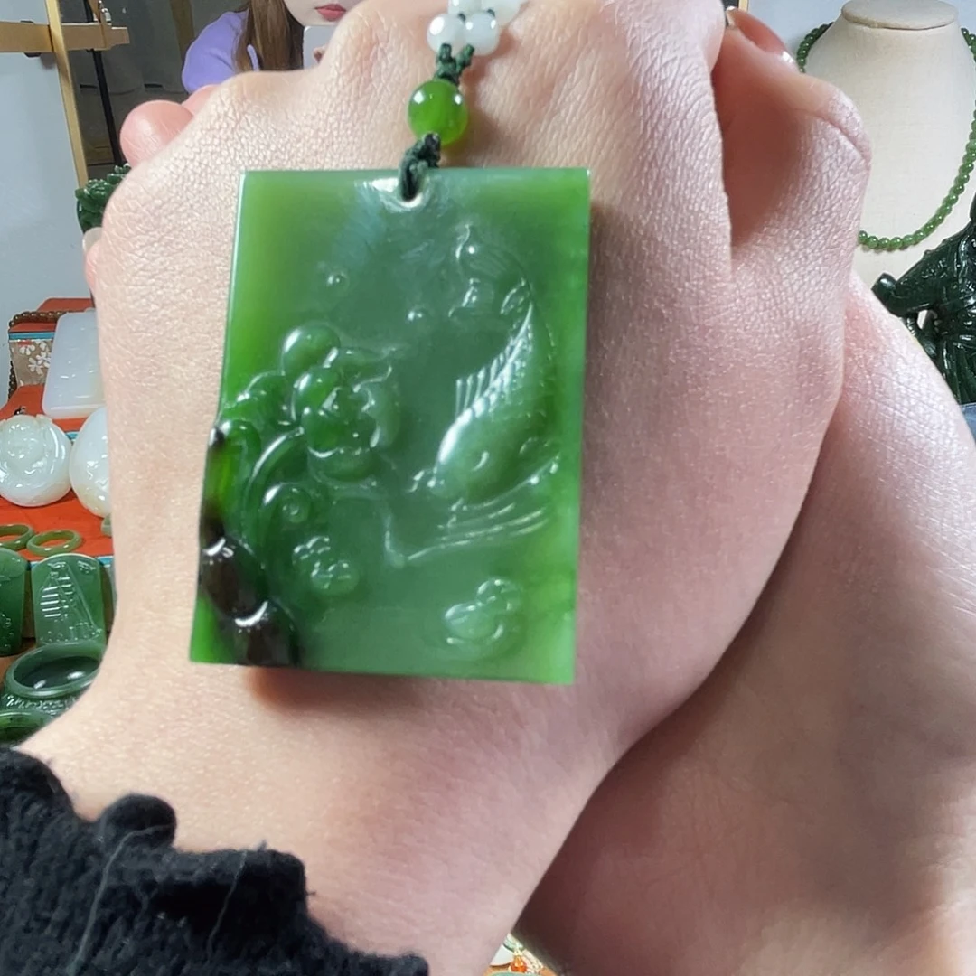 王***吉和田玉（碧玉）未镶嵌挂件