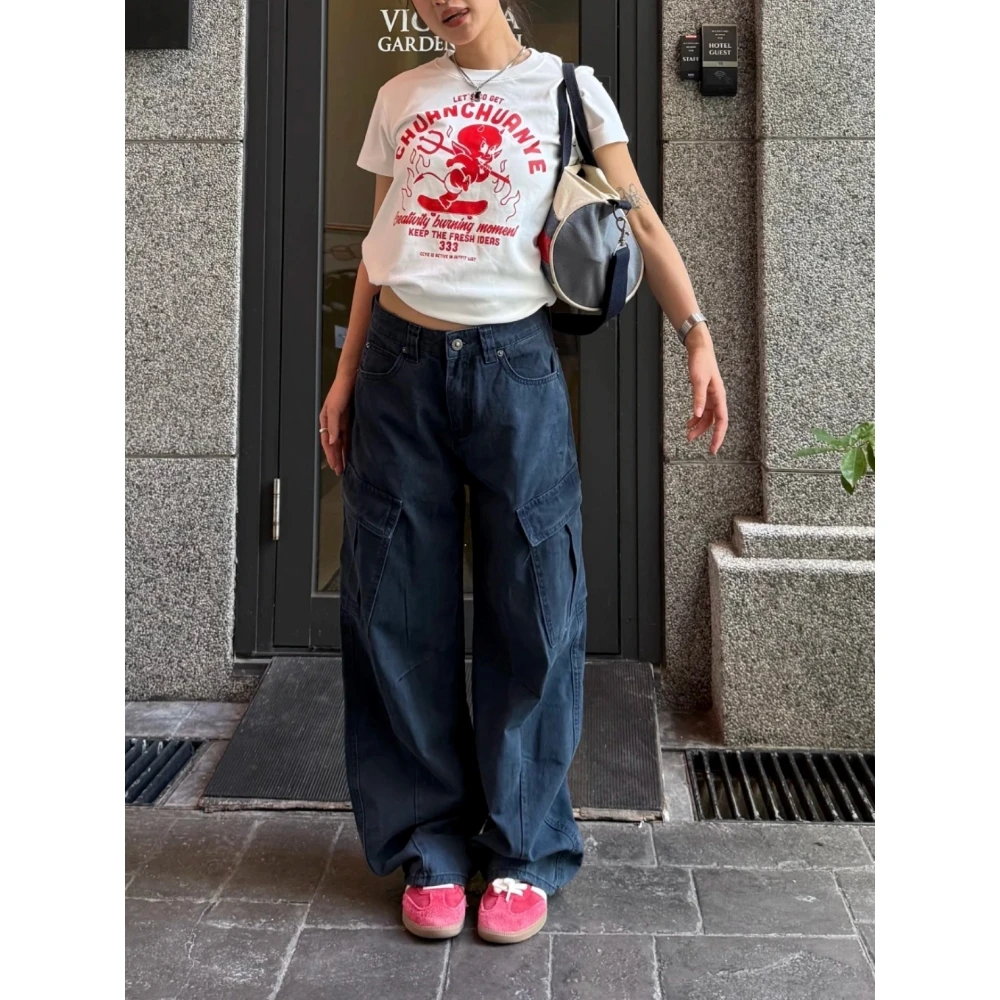 大码美式复古多口袋工装牛仔裤女高街设计感直筒宽松显瘦阔腿裤子