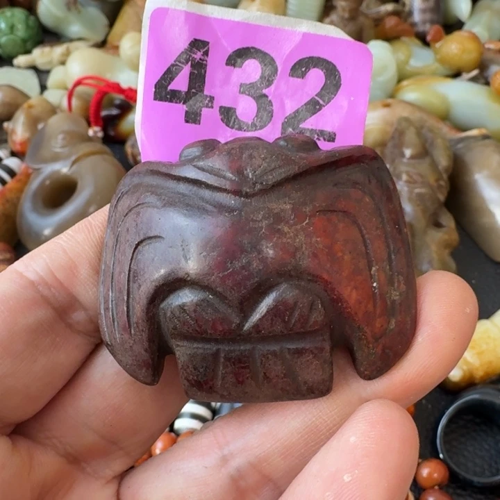 智***永和田玉未镶嵌颈饰