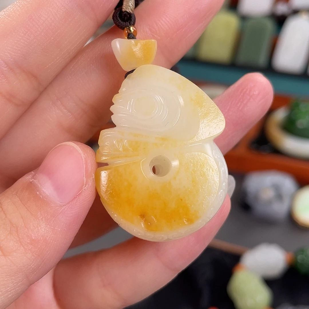 未镶嵌和田玉挂件